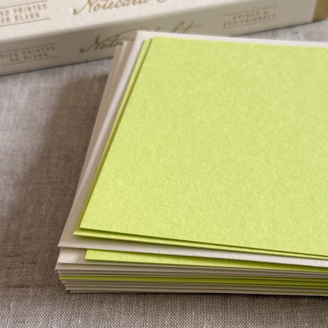Ensemble de cartes et enveloppes