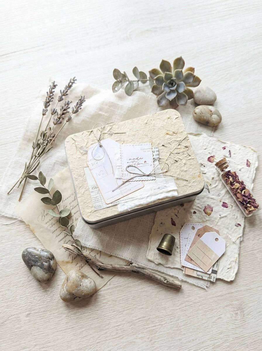 Boîte décorée · Collection Lettres Vintage