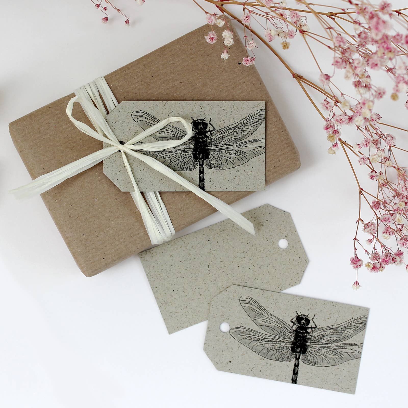 Étiquettes cadeaux en papier Libellule