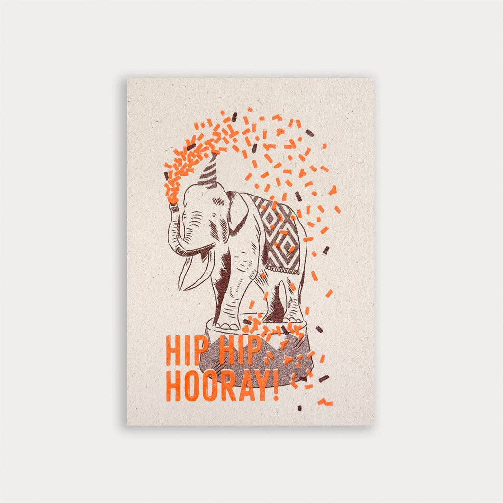 Carte postale Éléphant – Hip Hip Hourra !