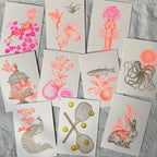Carte postale Paon avec fleur