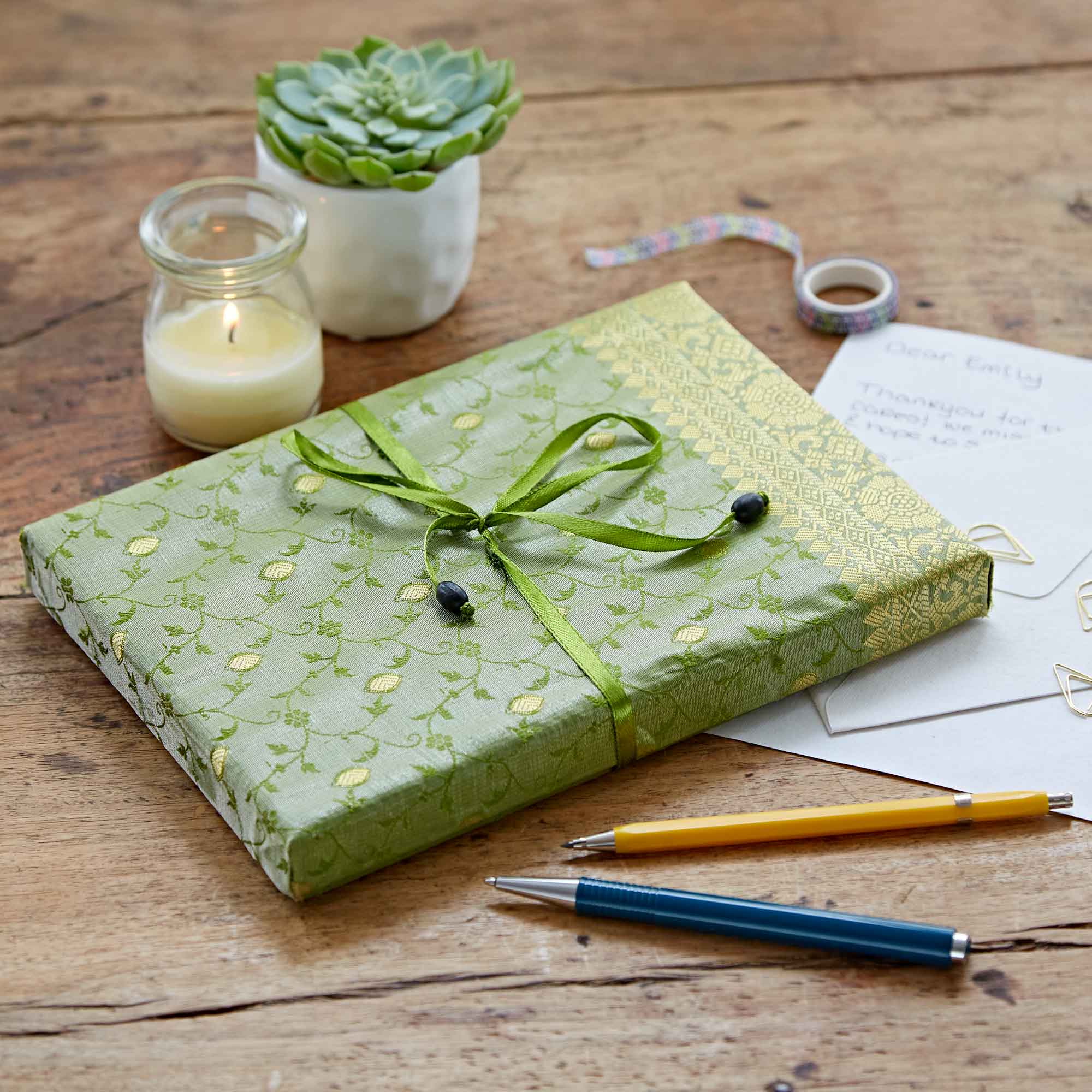 Ensemble d'écriture Sari fait main - Ensemble de papier de papeterie