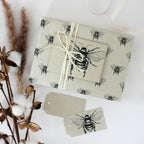 Étiquettes cadeaux en papier abeille